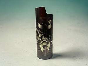 Glow In The Dark Design Epoxy Metal Lighter Case Cover Holder