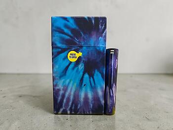 Plastic Design Cigarette Hard Case Holder Fits 100's with Metal Lighter Case
