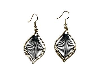 Goldtone Black Teardrop String Art Fish Hook Dangle Earrings